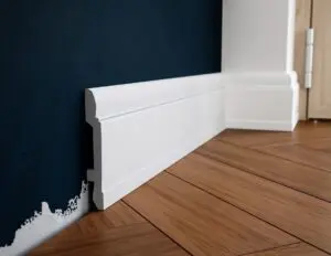 Listwa przypodłogowa gięta PRO-102F Creativa